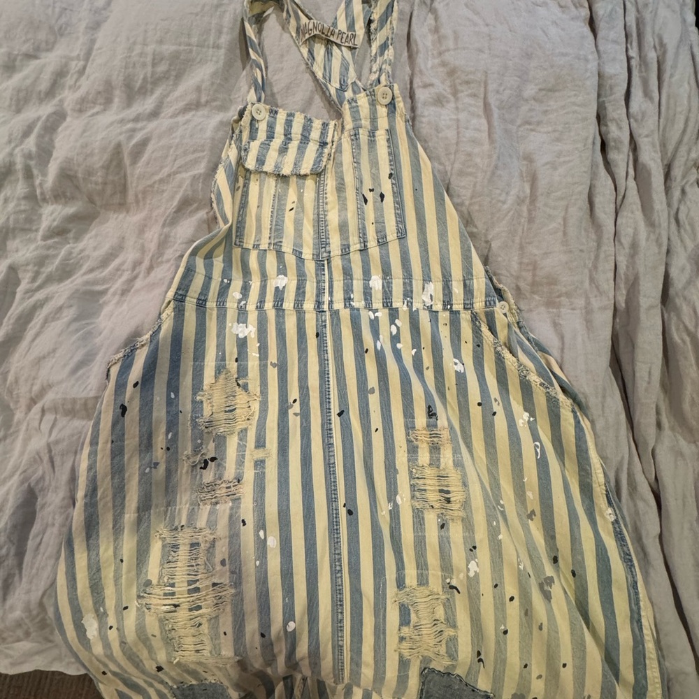 Magnolia Pearl overalls. One size fits most! Worn one time